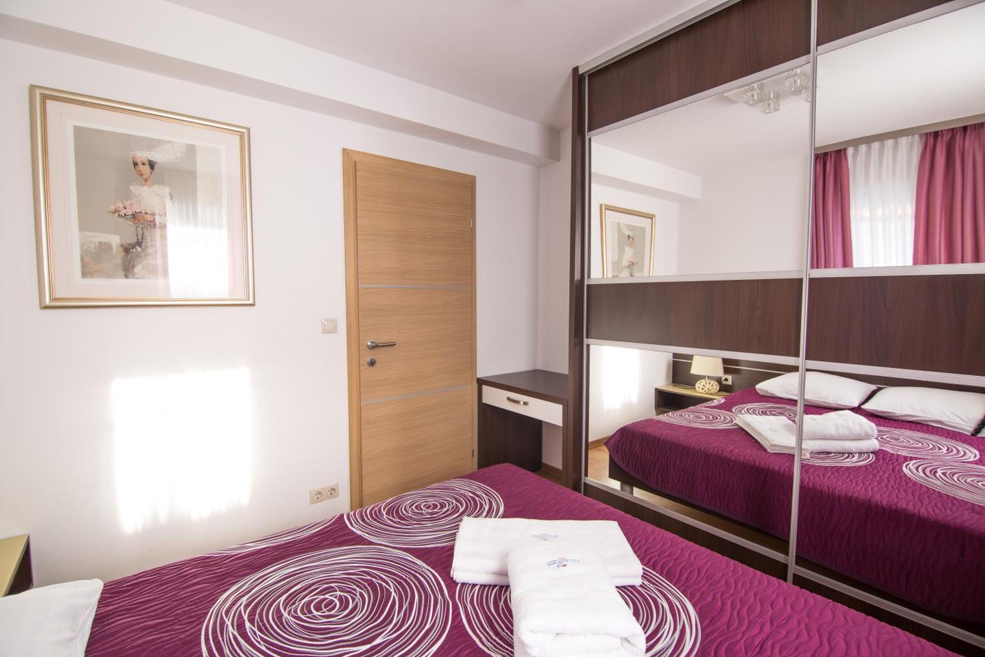 Apartments Villa Novak 1 Donji Okrug  Phòng bức ảnh
