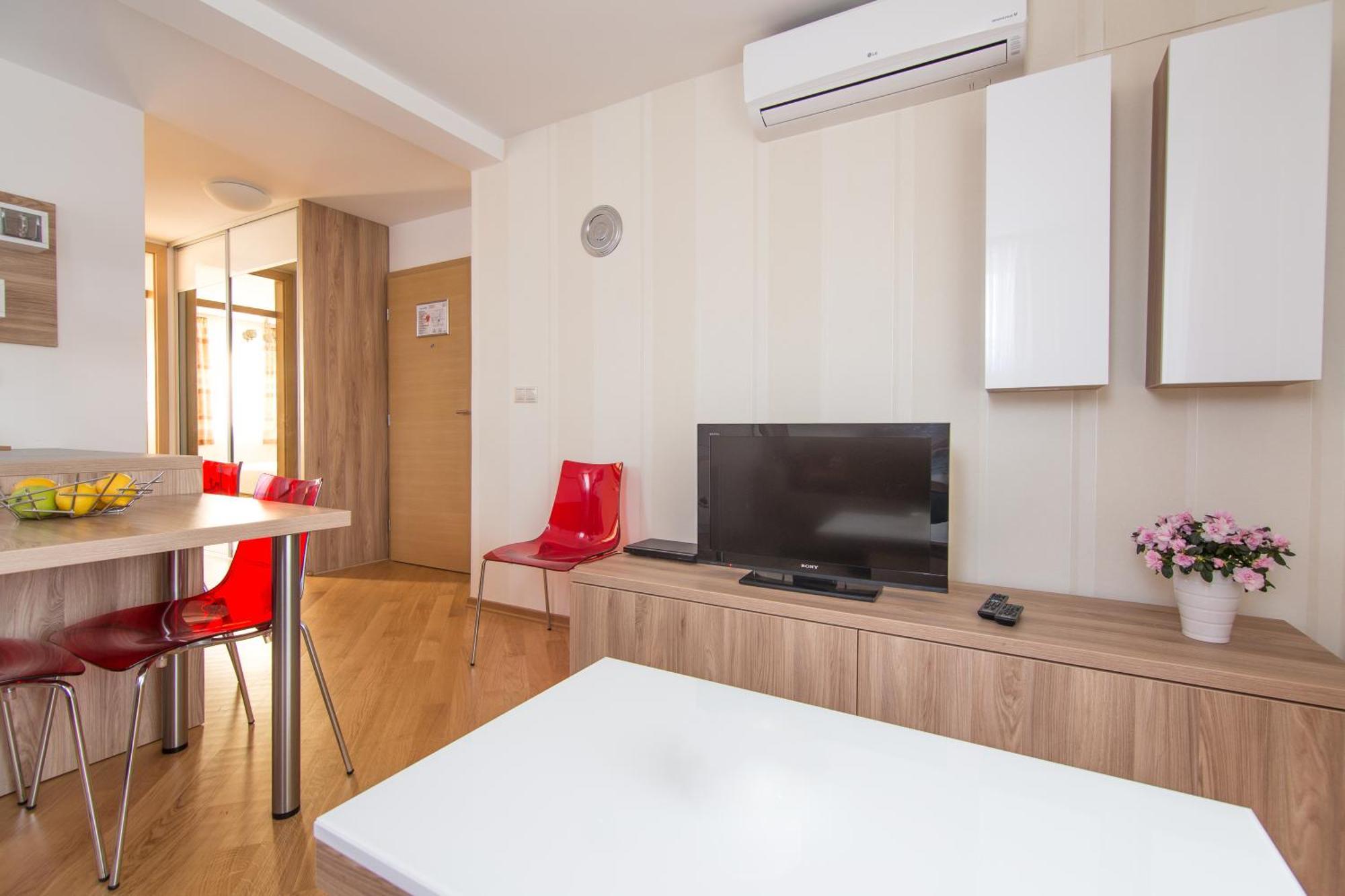 Apartments Villa Novak 1 Donji Okrug  Phòng bức ảnh