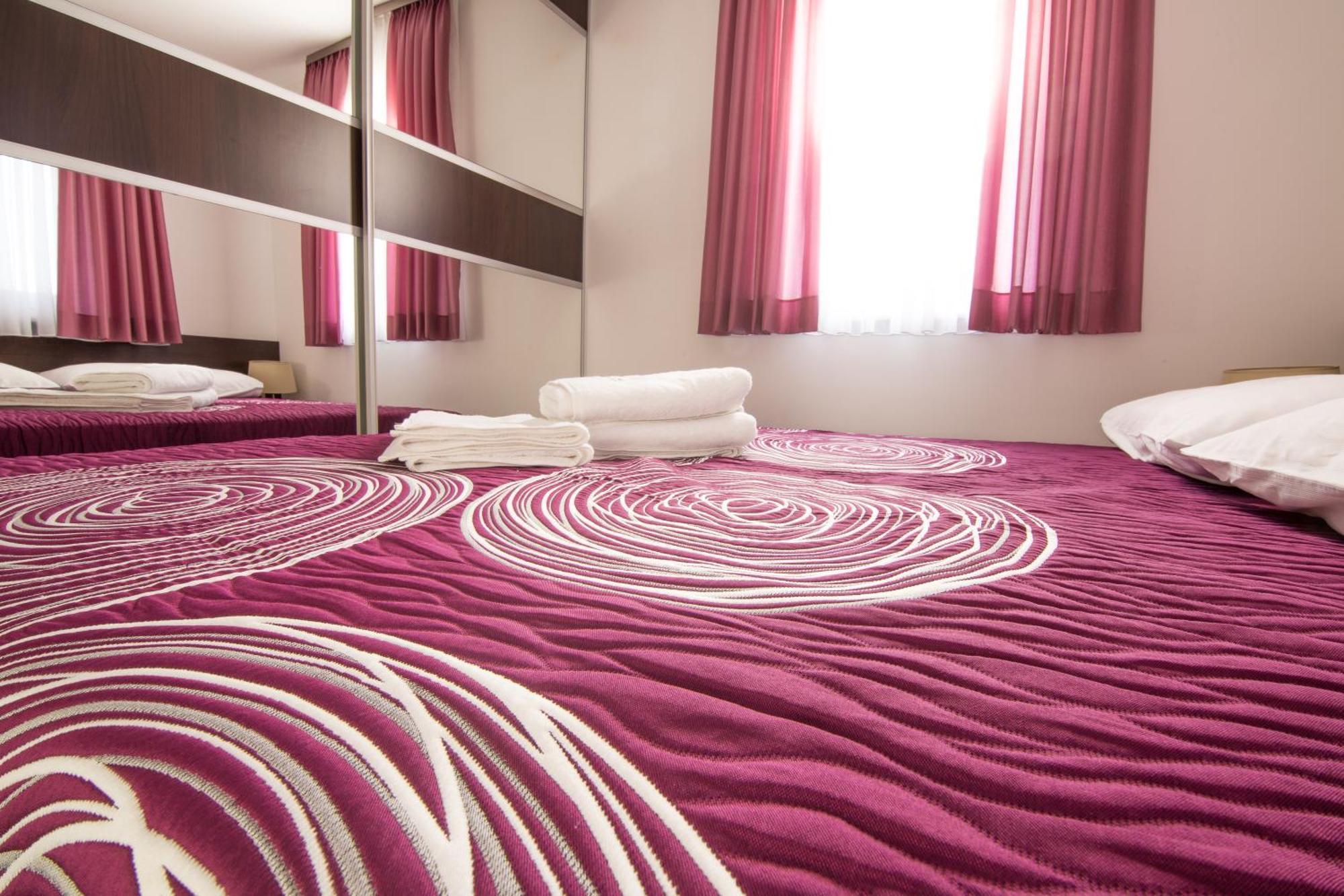 Apartments Villa Novak 1 Donji Okrug  Phòng bức ảnh